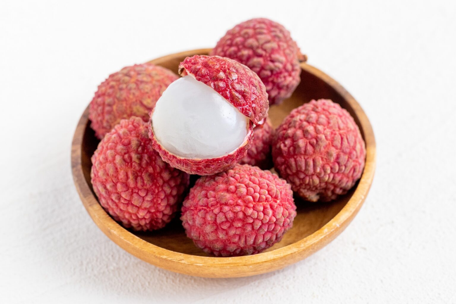ライチ(荔枝/Lychee)の歴史と未来|古代の王朝から現代の食卓まで広がる甘美な果実の旅路らいち - パワーフルーツ